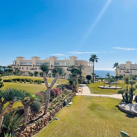 La Cala Gorgeous 2 Bedroom Apartment With Stunning Gardens, Pools And Sea Views El Faro ภายนอก รูปภาพ