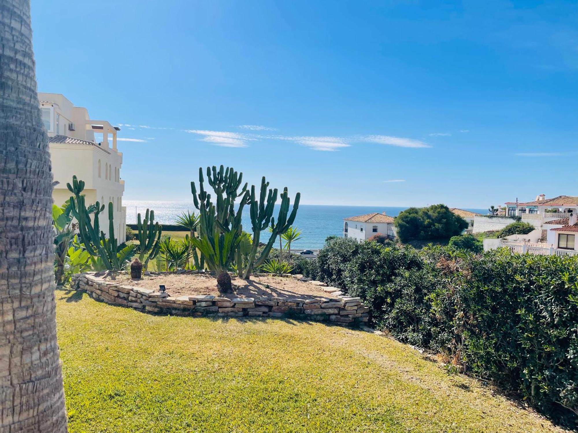 La Cala Gorgeous 2 Bedroom Apartment With Stunning Gardens, Pools And Sea Views El Faro ภายนอก รูปภาพ